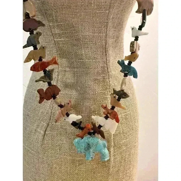 Zuni Fetish necklace - Picture 4 of 9